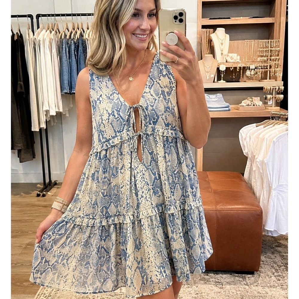 Altar'd State Women's Snake Print Tiered Babydoll Mini Dress Blue L Coquettegirl